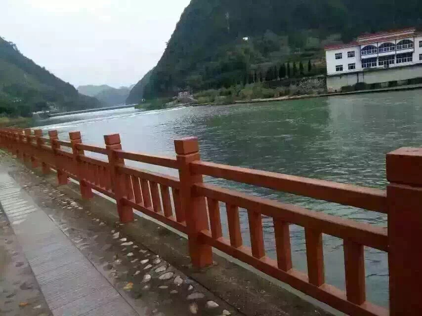 1.8米仿木護欄  (2).JPG