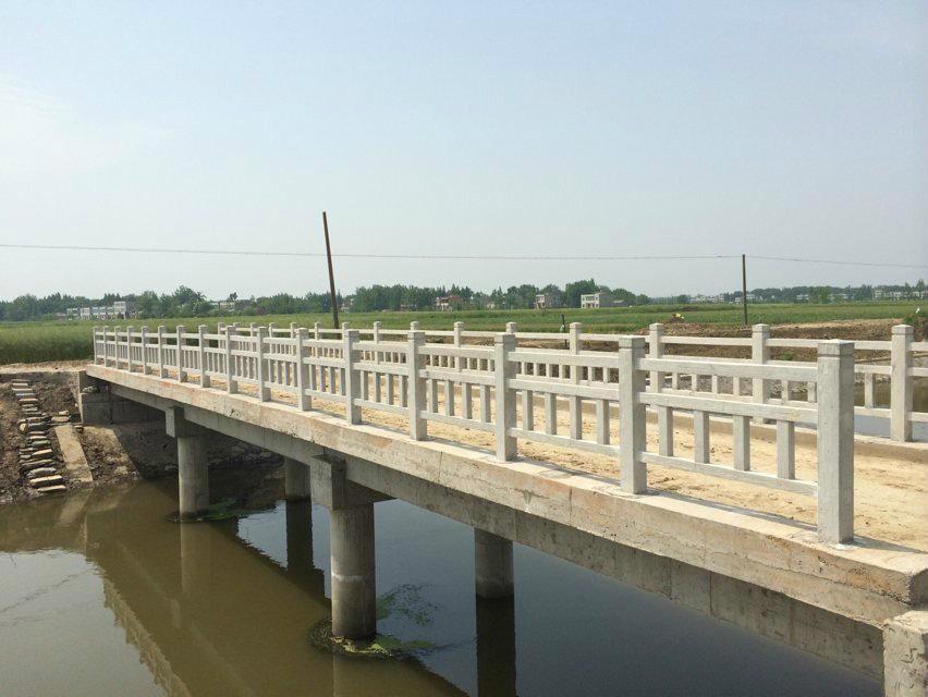 1.5米仿木護欄 (5).jpg