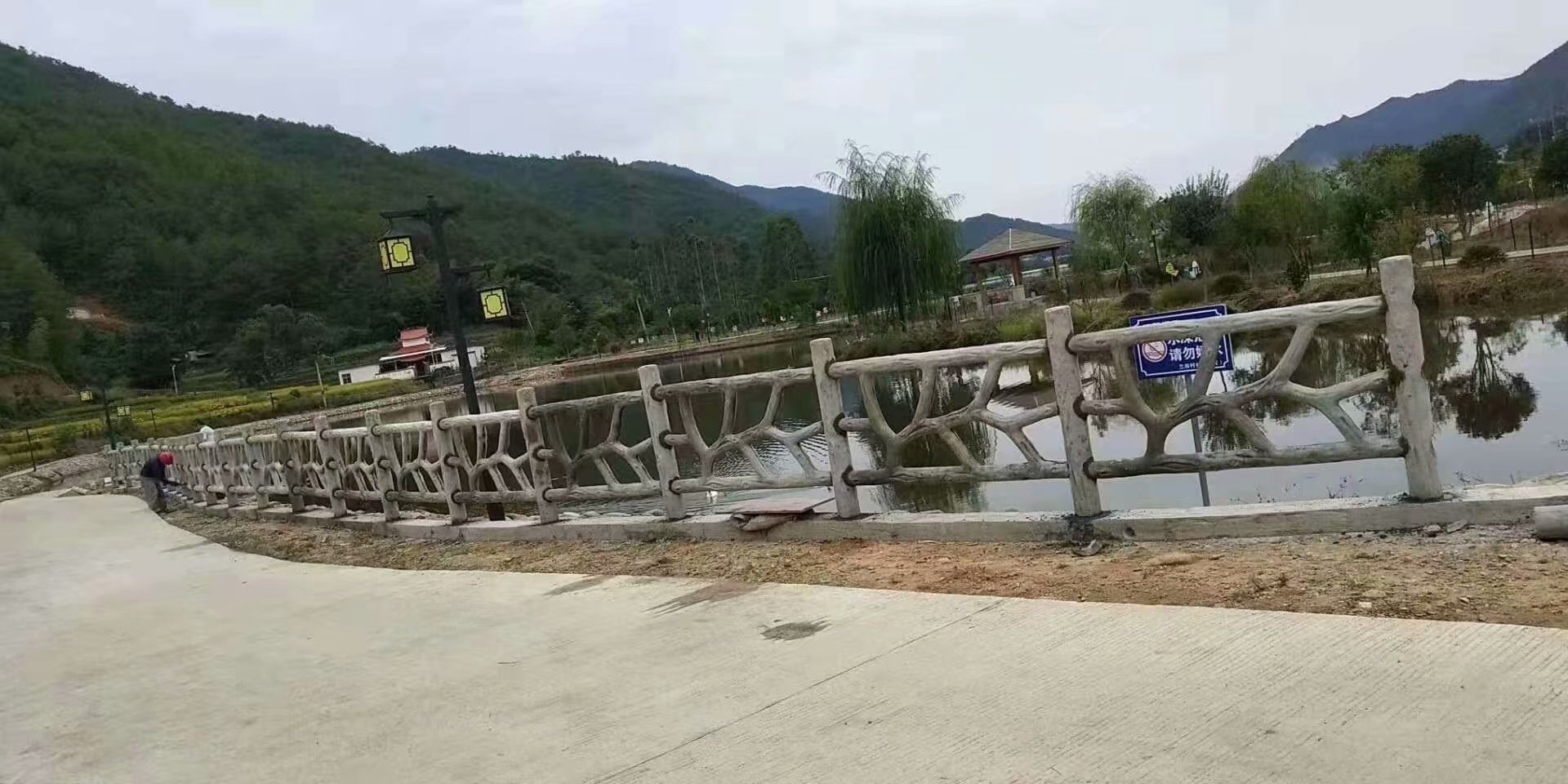 1.8米仿藤護欄 (14).jpg