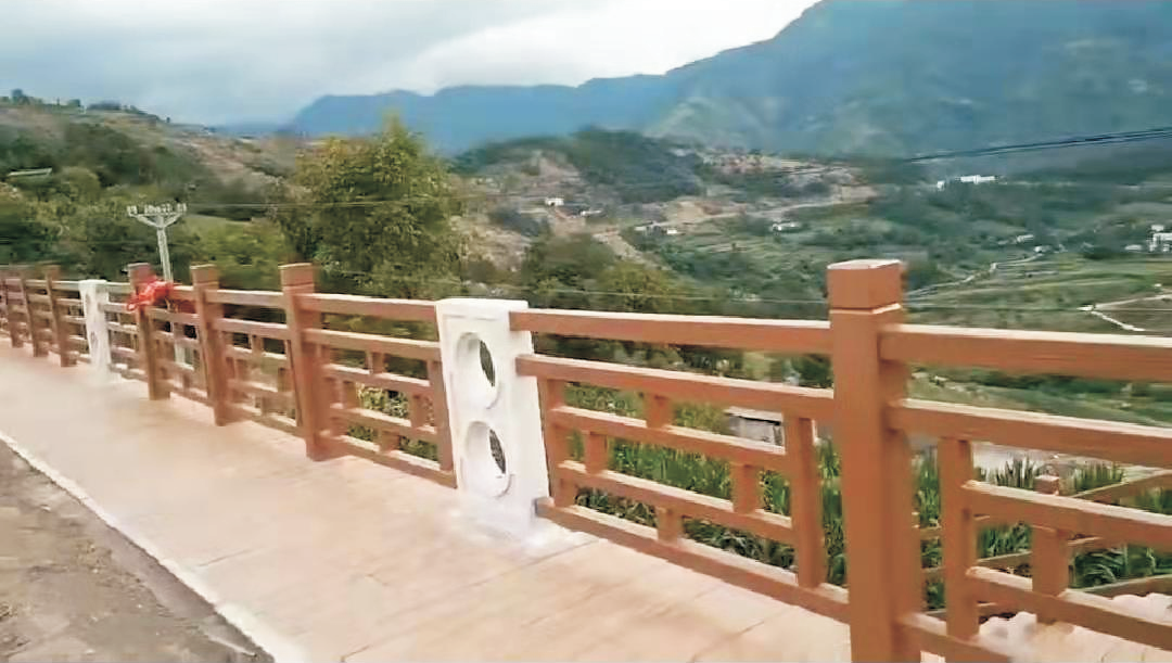 仿木仿（fǎng）石組合護欄 (3).jpg